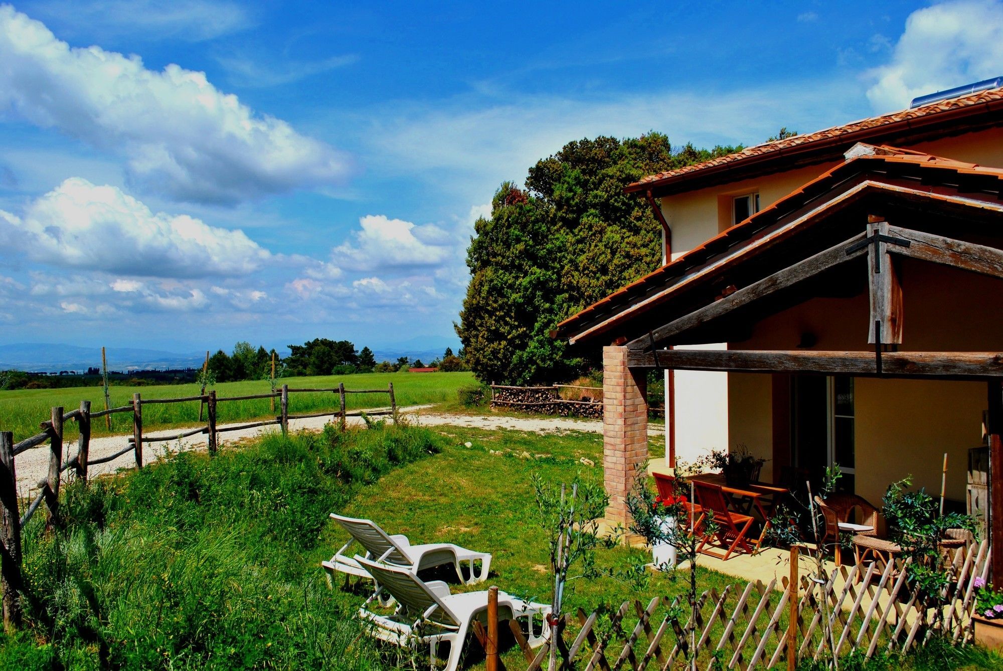 Borgo Le Colline Luxury Agriturismo In Tuscany Gambassi Terme Dış mekan fotoğraf